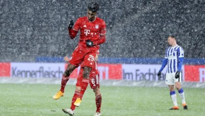 kaiyun-【德甲】莱万失点科芒幸运球破门 拜仁雪战1比0赫塔