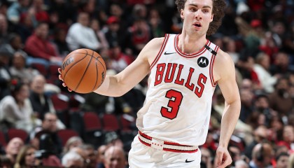 开云手机客户端-美记：篮网已经无法为吉迪开出巨额报价，吉迪和公牛双方都有意续约