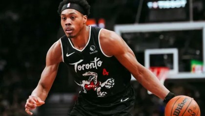 巴恩斯本场仅拿5分创赛季新低，但送出12助攻3抢断2盖帽